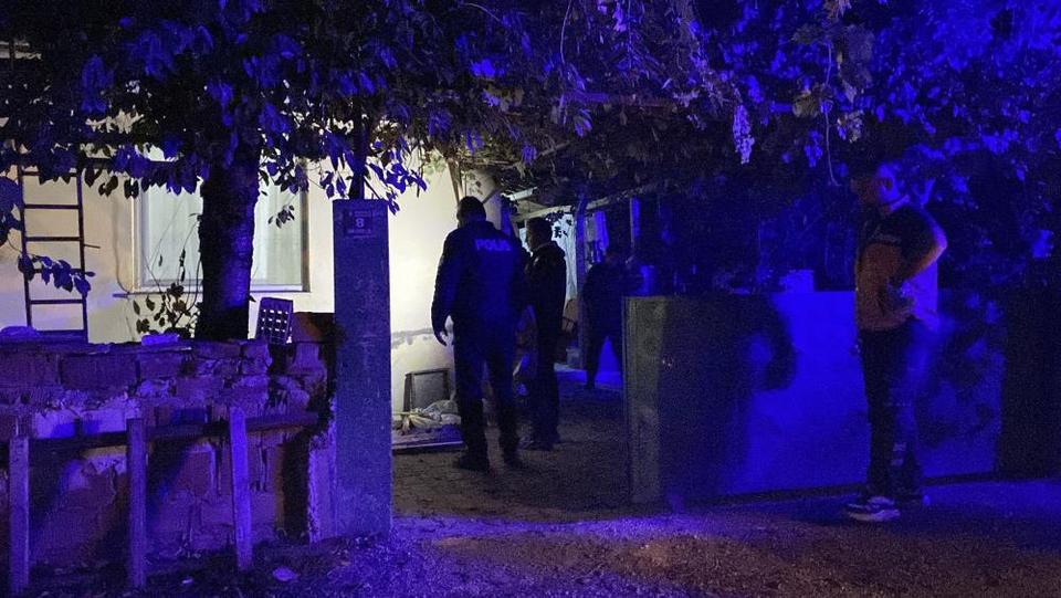 Aile faciası: Babasını tüfekle vurdu