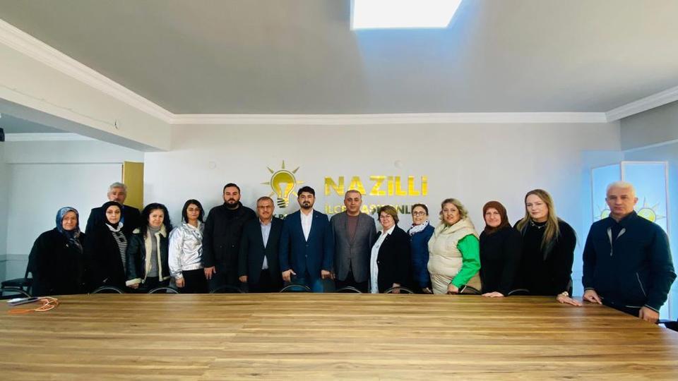 AK Parti’den Nazilli Belediye Başkanlığı Aday Adaylığı için ilk başvuruyu, iş insanı Taner Sayın yaptı.