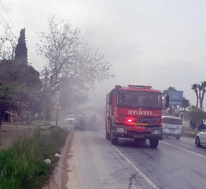 Aydın'da seyir halindeki otomobil alev aldı