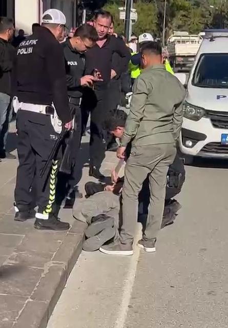 KONYA'DA KIRAATHANEYE TÜFEKLİ SALDIRI: 1 ÖLÜ, 1 YARALI