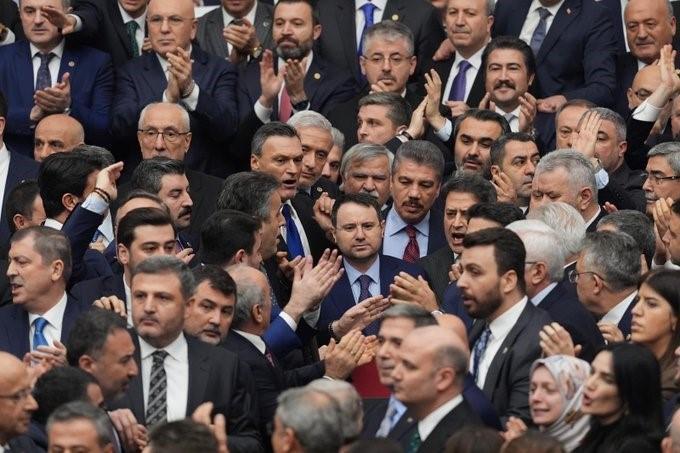 BAKAN GÜRLEK: "ADALETİN TECELLİSİ ADINA HİZMET YOLUNDA KARARLILIKLA VE AZİMLE ÇALIŞMAYA DEVAM EDECEĞİZ"
