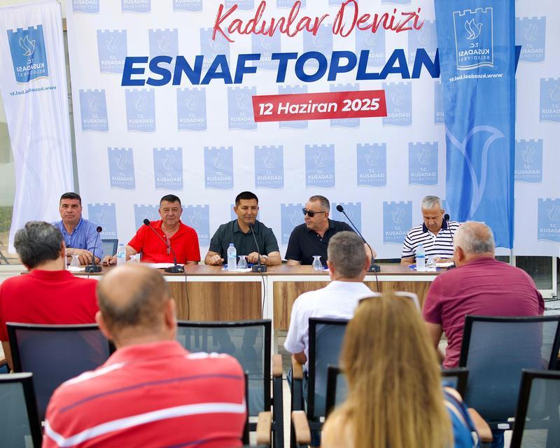BAŞKAN GÜNEL KADINLAR DENİZİ MAHALLESİ ESNAFIYLA BİR ARAYA GELDİ