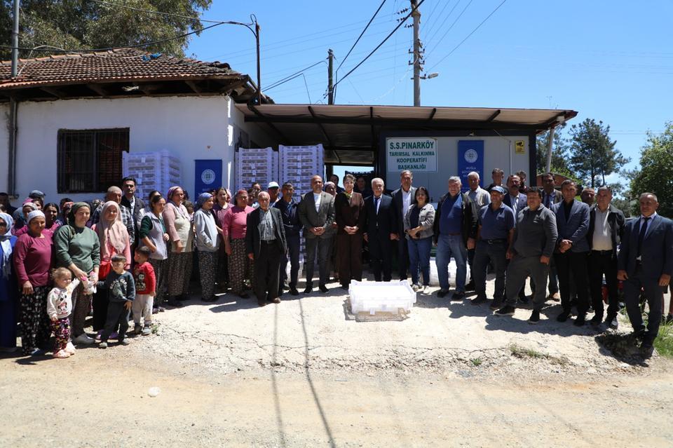 Muğla Büyükşehir’den İpek böcekçiliğine destek