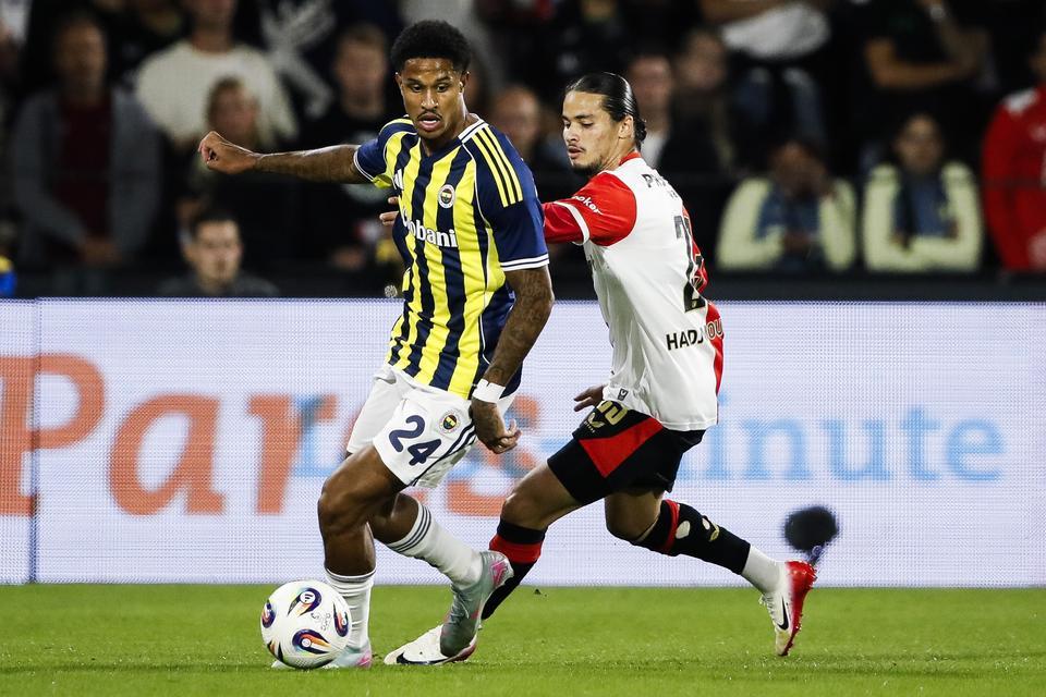 Fenerbahçe Avrupa’ya kötü başladı: 2-1