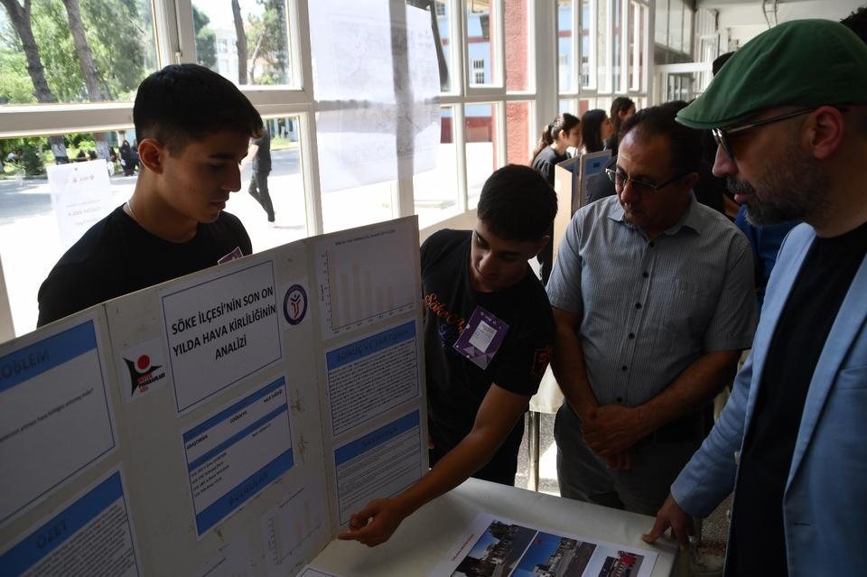 Söke  Anadolu Lisesinin TUBİTAK Fuarı Beğeni Topladı
