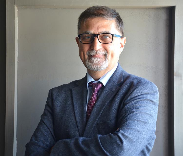 DÜNYANIN UYKUSU YAKIN DOĞU ÜNİVERSİTESİ'NE EMANET