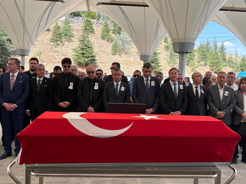 CHP eski Milletvekili Selvi son yolculuğuna uğurlandı