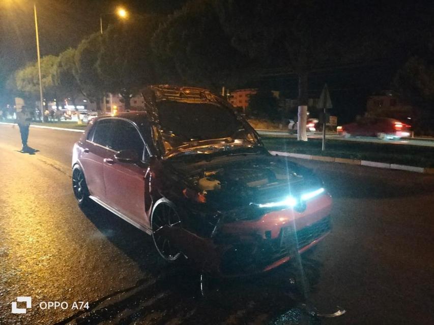 Motosikletle otomobil kaza yaptı; 1ölü, 1 yaralı