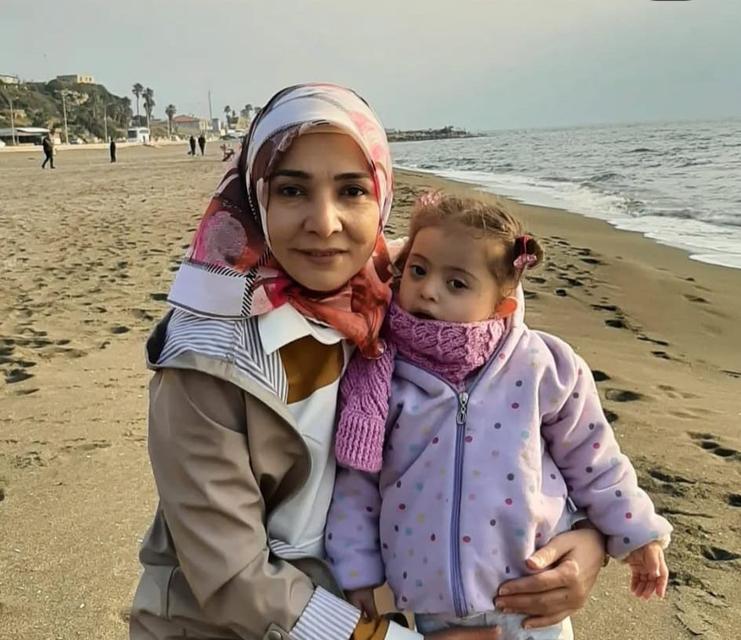 DEPREMDE GELİNİ VE 3 TORUNUNU KAYBEDEN ATRAK KALEŞ: "1 YILLIK BİNA 3 SANİYEDE ÇÖKER Mİ?"