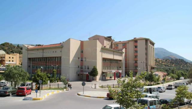 Aydın'da korkunç kaza: İş makinesi devrildi, yaralılar var