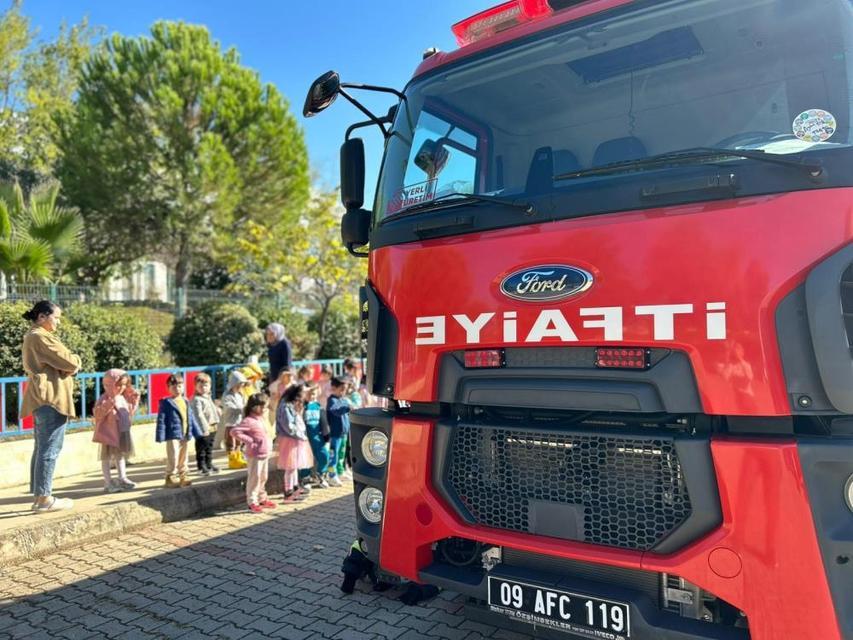 ADÜ Anaokulu'nda yangın güvenliği eğitimi