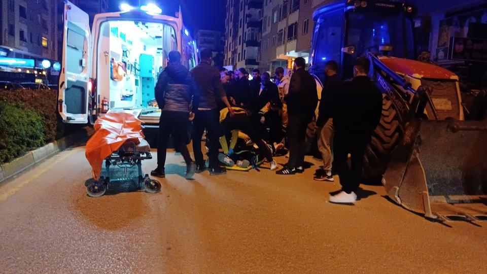 Husumetliler arasında bıçaklı kavga: 1 yaralı
