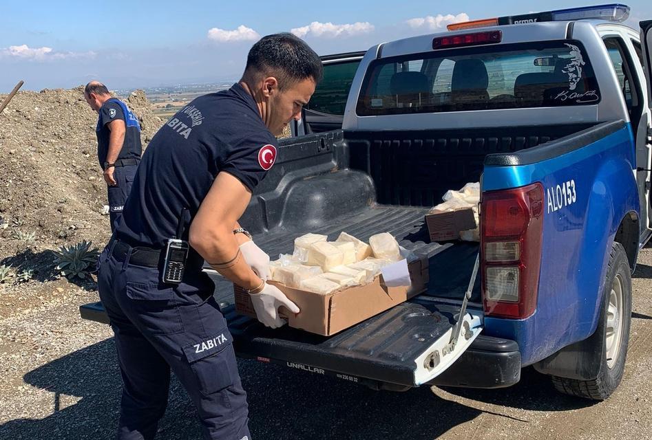 49 kilo bozuk peynir imha edildi