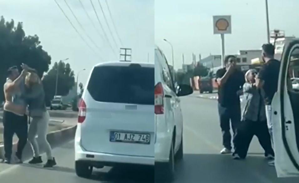 Sürücüler trafiğin ortasında kavgaya tutuştu