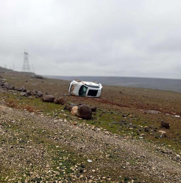 Araç takla attı, sürücü yara almadan kurtuldu