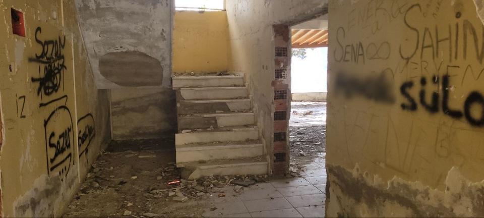 MERHUM VALİ RECEP YAZICIOĞLU'NUN HAYALİ YARIM KALDI AYDIN'IN 'MARKA YÜZÜ' OLACAKTI, KARANLIĞA GÖMÜLDÜ