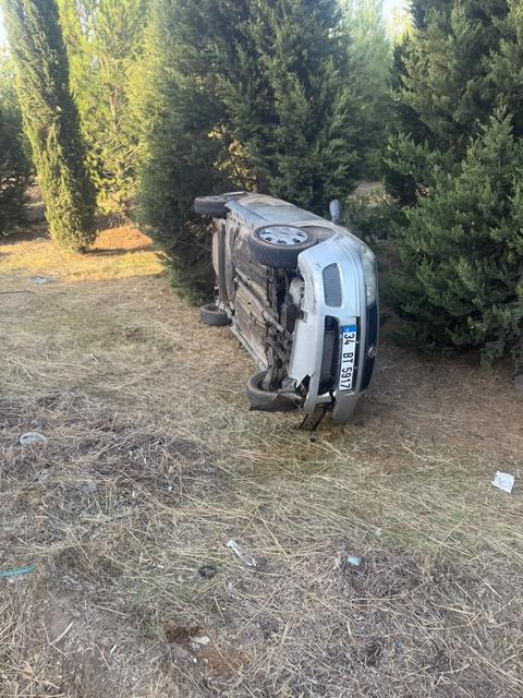 AYDIN'DA OTOMOBİL DEVRİLDİ: 2 YARALI