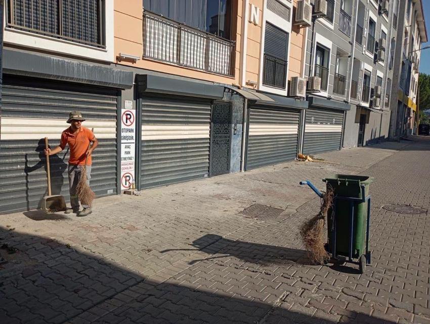Germencik'te temizlik çalışmaları aralıksız sürüyor