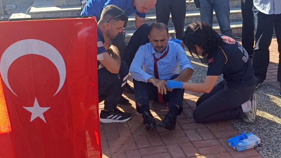 Muhtarlar Günü'nde kürsüde konuşan muhtar baygınlık geçirdi