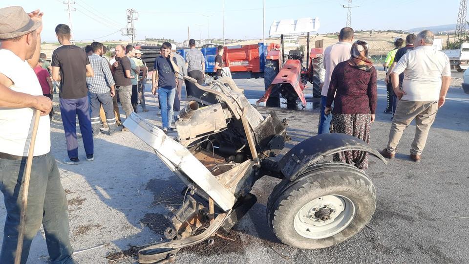 Hayvan Pazarı önünde traktör kazası