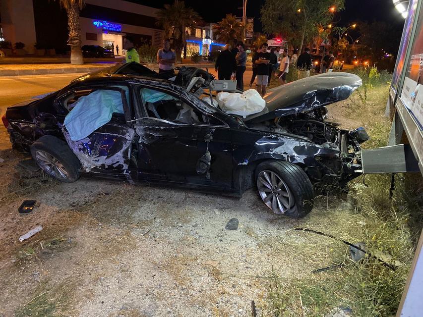 Takla atan otomobildeki 3 kişi yaralandı