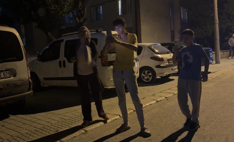Alkolü sürücü basın mensubuna hedef aldı