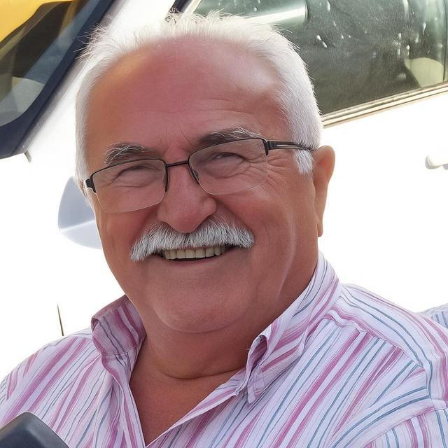 Bahçede düşen kooperatif başkanı hayatını kaybetti