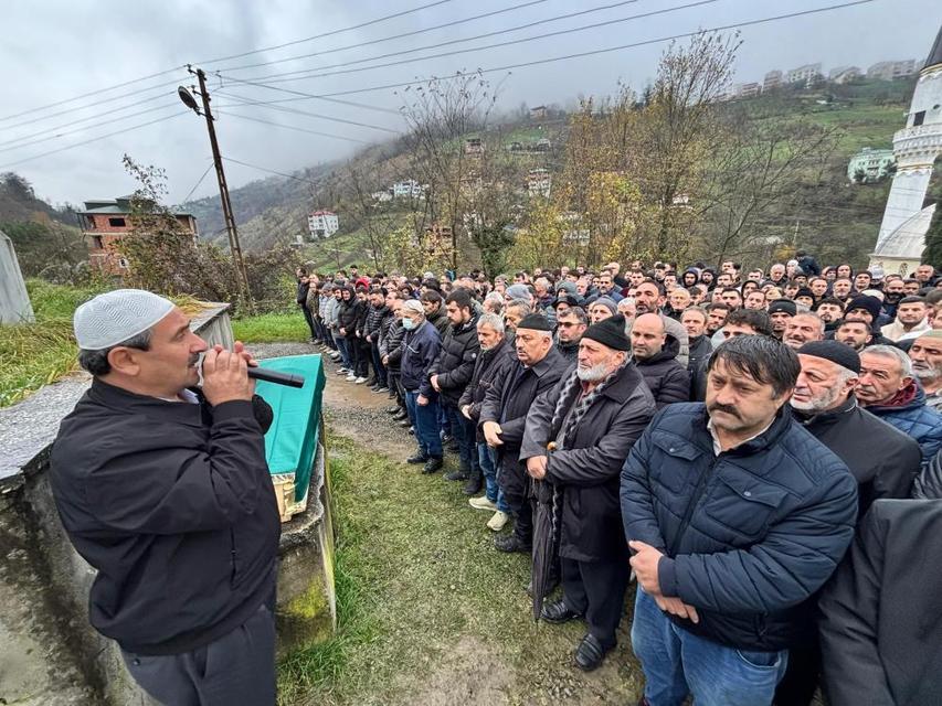 Çalıntı araçla dehşet: 24 yaşındaki kurye hayatını kaybetti