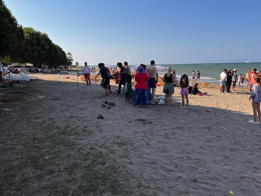 SAMSUN'DA DENİZE GİREN ANNE VE 2 KIZI BOĞULMA TEHLİKESİ GEÇİRDİ