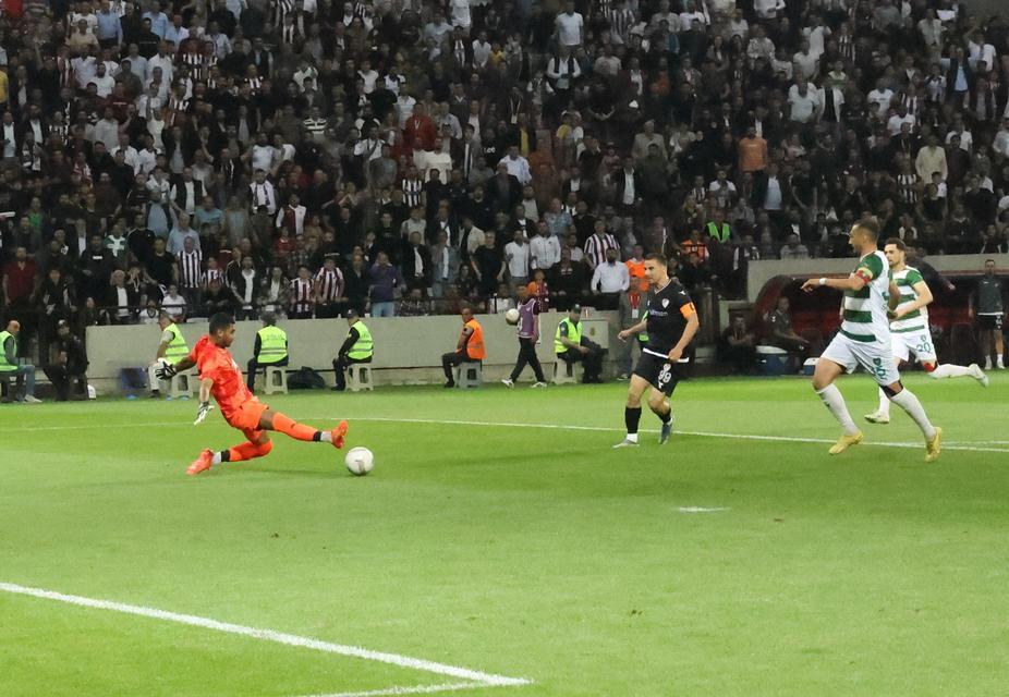 TFF 3. LİG PLAY-OFF: ELAZIĞSPOR: 4 - EFELER 09 SFK: 0