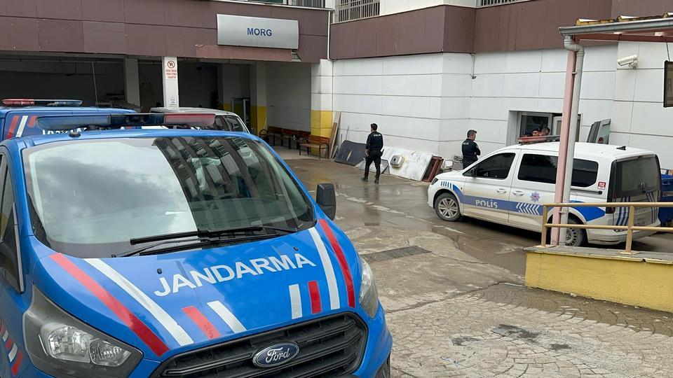 Bina yöneticisi çatıdan düşerek can verdi