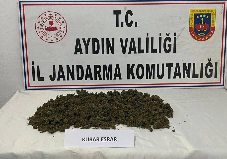 Aydın’da ekiplerin dikkati uyuşturucu sevkiyatını ortaya çıkardı