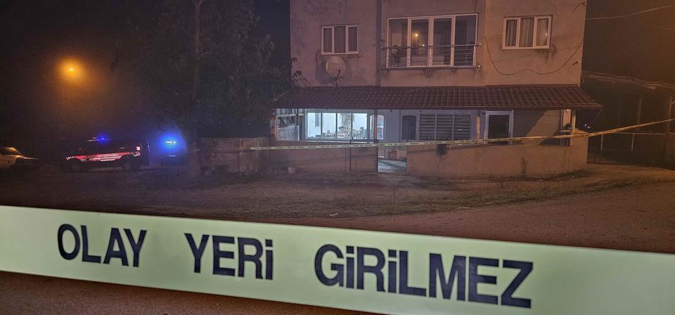 Eski polis av tüfeği ile katliam yaptı; 2 ölü 2 yaralı