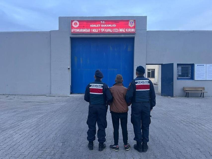 Çeşitli suçlardan aranan 43 kişi yakalandı