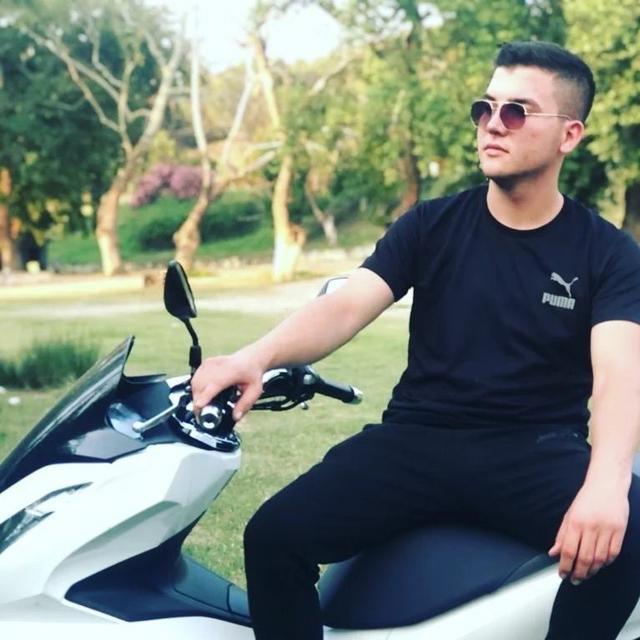 MANİSA'DA OTOMOBİL TARLAYA UÇTU: 1 ÖLÜ