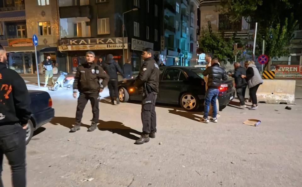 Tükürük yüzünden kavga çıktı