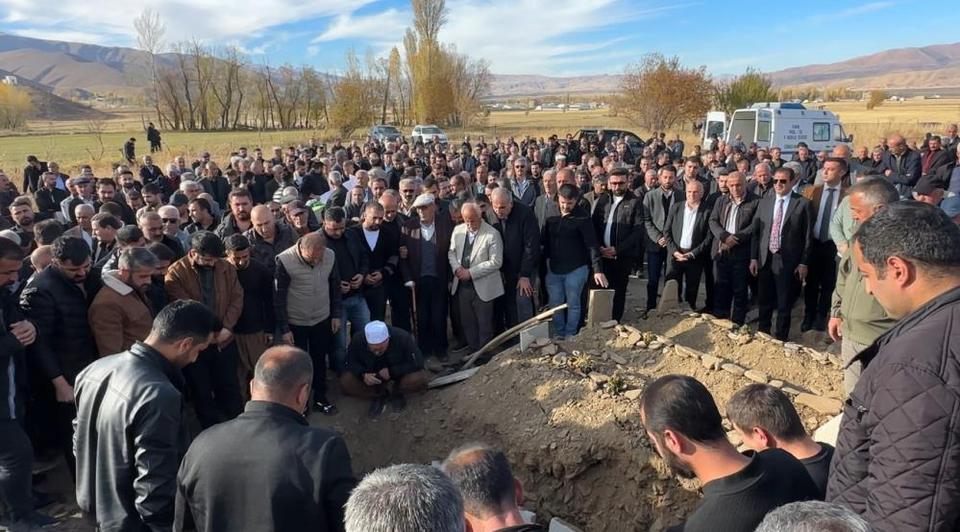 Otomobille tankerin çarpıştığı kazada ölü sayısı 4'e yükseldi