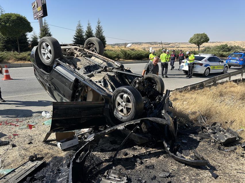 Takla atan otomobilin sürücüsü hayatını kaybetti