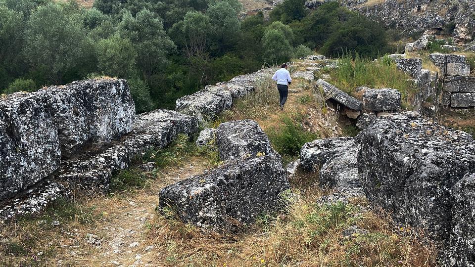 Aizanoi'deki 2 bin yıllık baraj kalıntıları turizme kazandırılacak