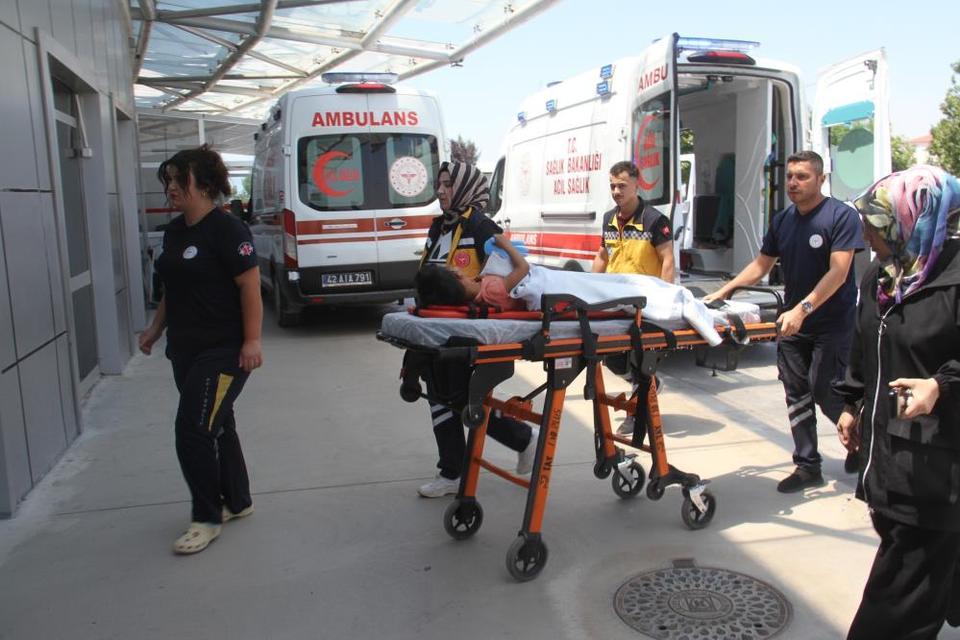 Balkondan düşen çocuk hastanelik oldu