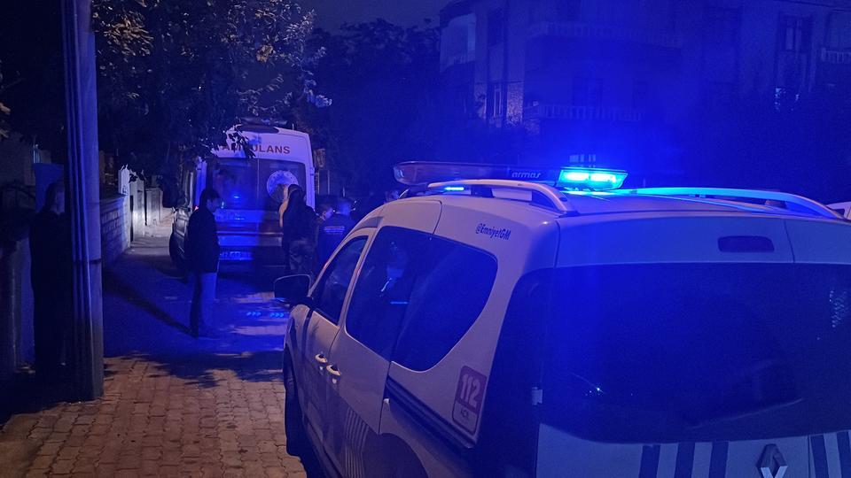 22 yaşındaki genç otomobilin arka koltuğunda ölü bulundu
