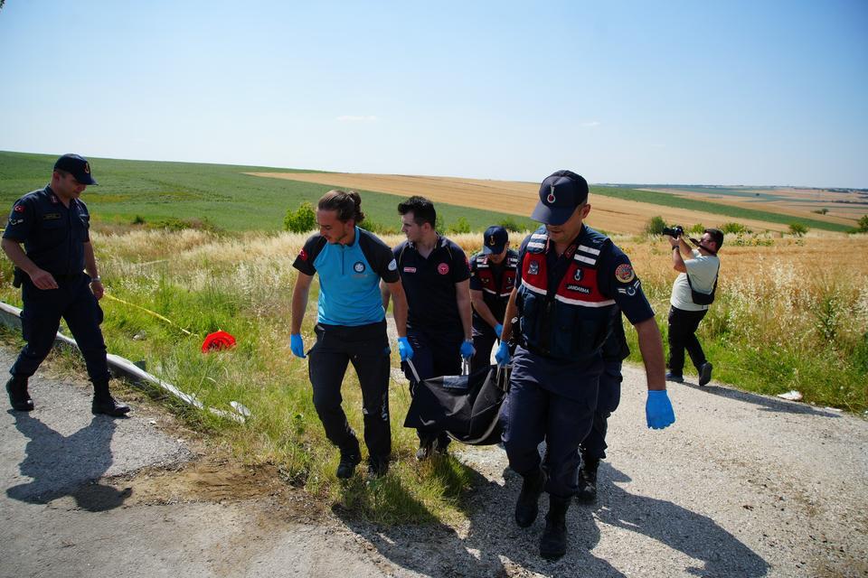 EDİRNE'DE FECİ KAZA: 5 ÖLÜ, 1 YARALI