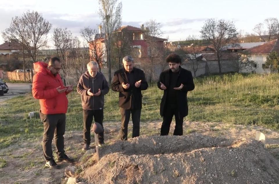 "Köyün neşesi" herkesi gözyaşlarına boğdu: İmam ayakta durmakta güçlük çekti