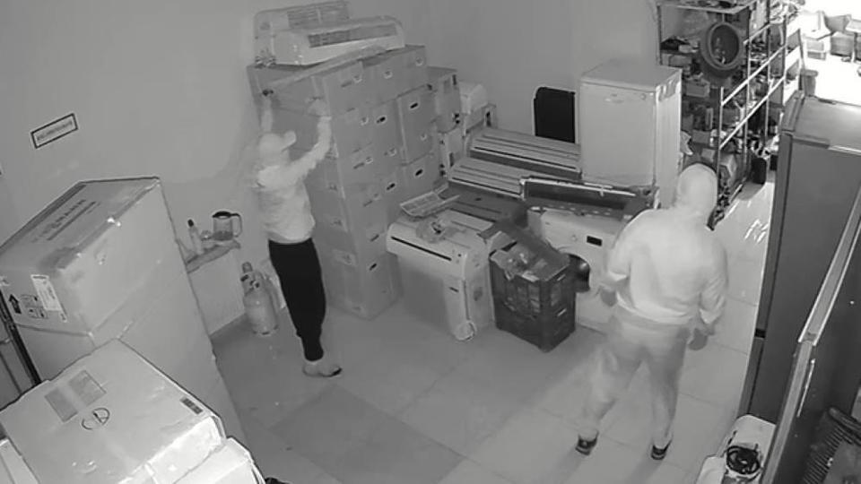 Klima hırsızları yakalandı