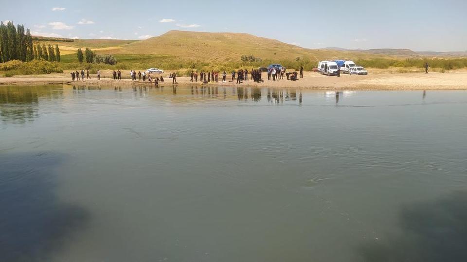 Serinlemek için girdiler, facia yaşandı! 1 çocuk boğuldu, 1'i kayıp