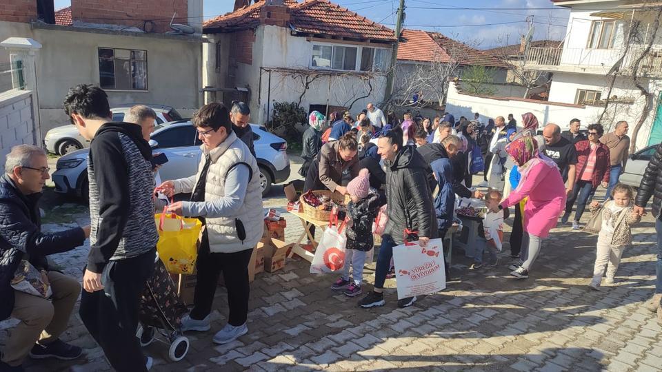 BİNLERCE ÇOCUK BAYRAM COŞKUSUNU 4 ASIRLIK GELENEKLERİYLE YAŞADI