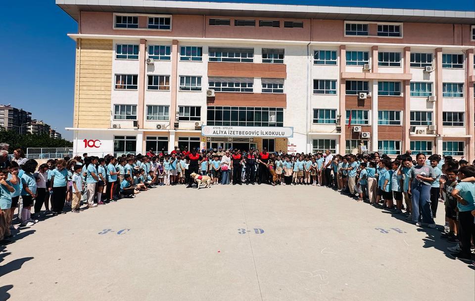 Aydın’da minik yüreklere jandarma sevgisi aşılandı