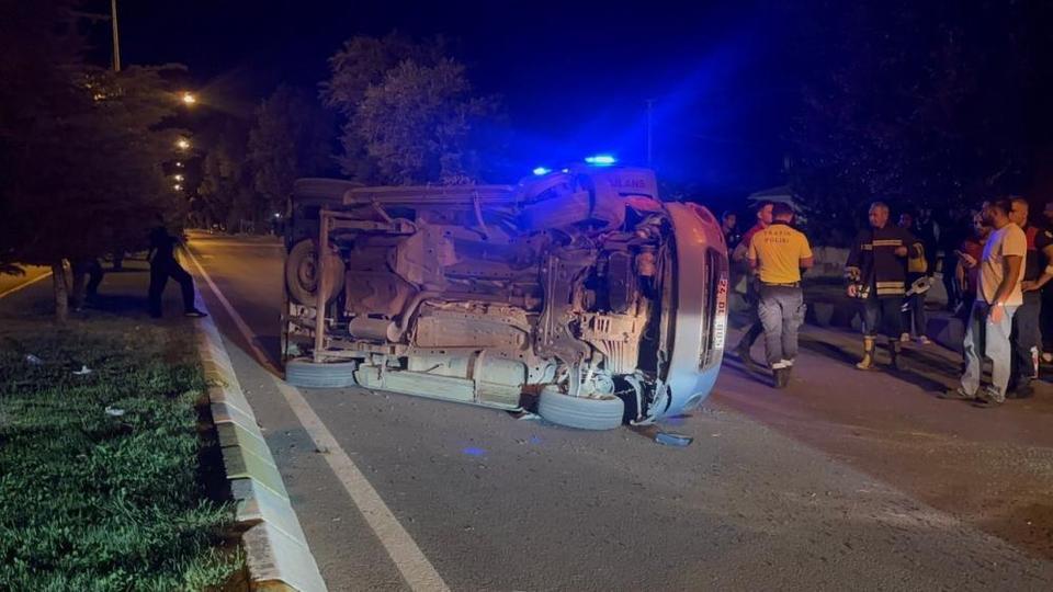 Alkollü sürücünün kullandığı araç takla attı