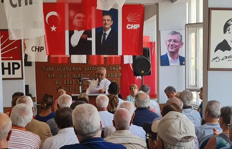 CHP Söke'de hasar tespit toplantısı yaptı