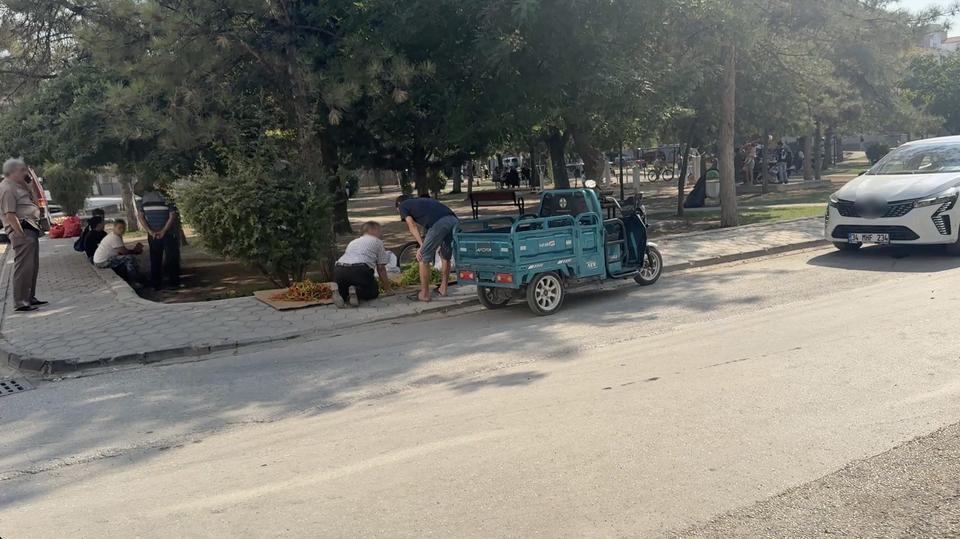 Parkta döner bıçaklı saldırı